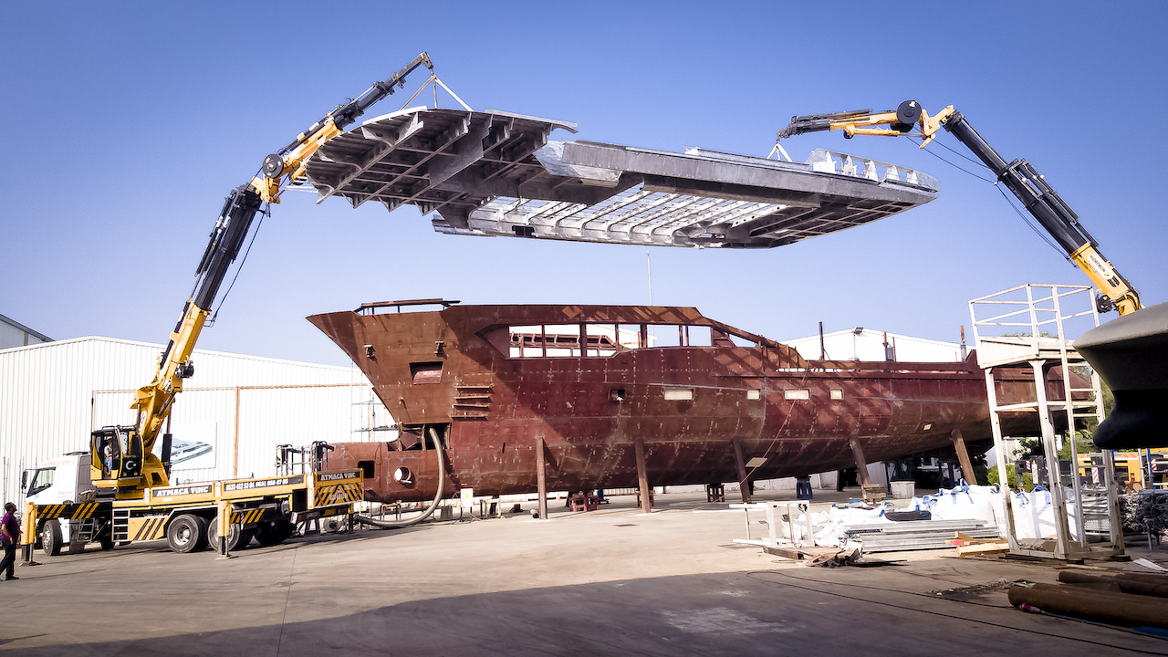 Yacht KANDO 100 HULL 2, AvA Yachts CHARTERWORLD Luxury Superyacht